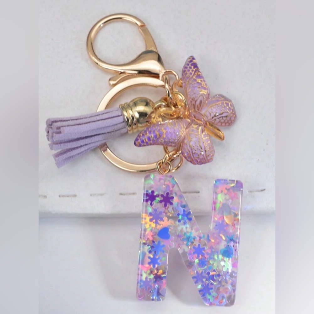 Resin Butterfly Letter Keychain: A, F, I, L, M, O, T, U, W, Y, Z - Picture 5 of 5